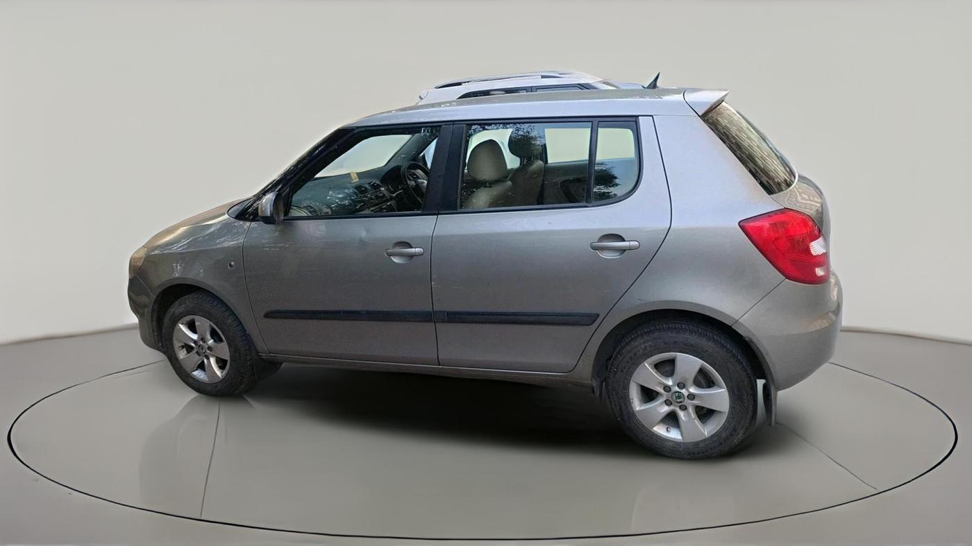 2011 Skoda Fabia ELEGANCE 1.2 MPI, Petrol, Manual, 39,558 km, exterior