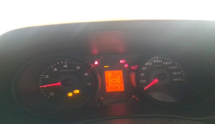 2016 Mahindra TUV300 T6 PLUS, Diesel, Manual, 2,01,516 km, interior