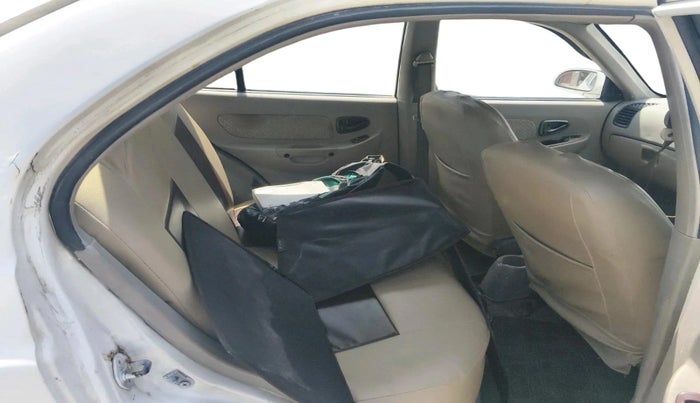 2011 Hyundai Accent GLE, Petrol, Manual, 61,223 km, interior