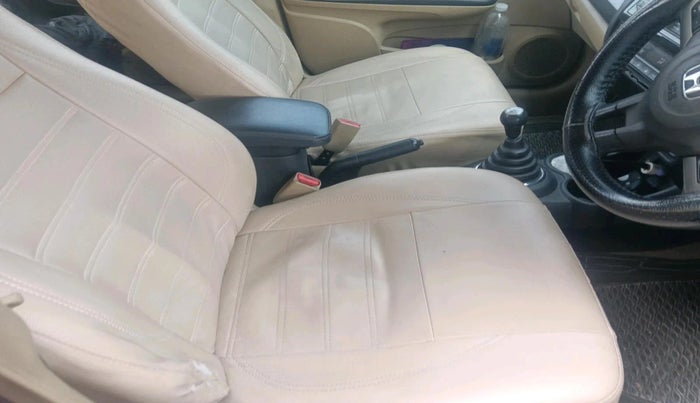 2016 Honda Amaze 1.5L I-DTEC VX, Diesel, Manual, 1,56,028 km, interior