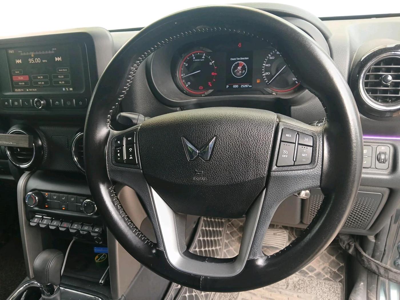 2023 Mahindra Thar LX P 2WD AT HT, Petrol, Automatic, 25,287 km, interior