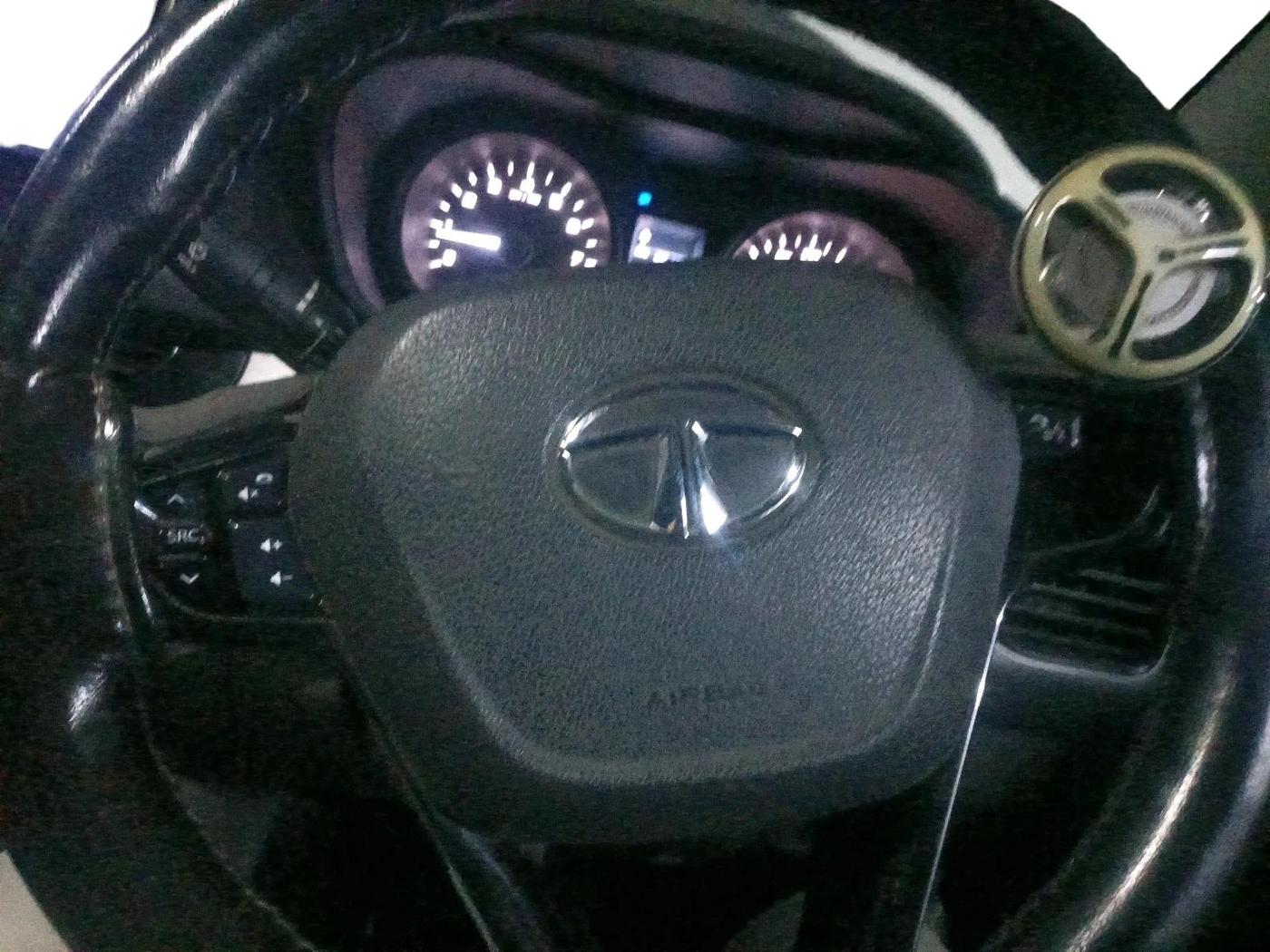 2018 Tata NEXON XM DIESEL, Diesel, Manual, 96,126 km, interior