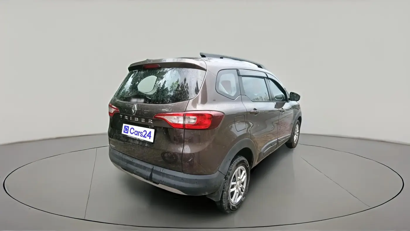 2023 Renault TRIBER RXT AMT, Petrol, Automatic, 30,229 km, exterior