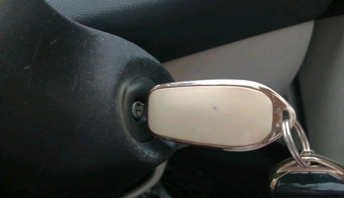 2023 Renault TRIBER RXT AMT, Petrol, Automatic, 30,229 km, interior