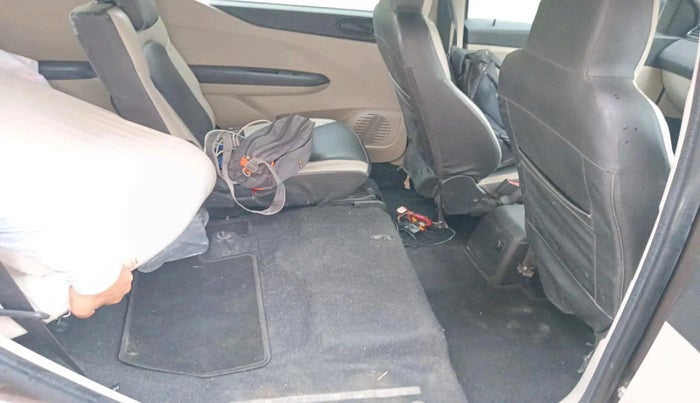 2023 Renault TRIBER RXT AMT, Petrol, Automatic, 30,229 km, interior