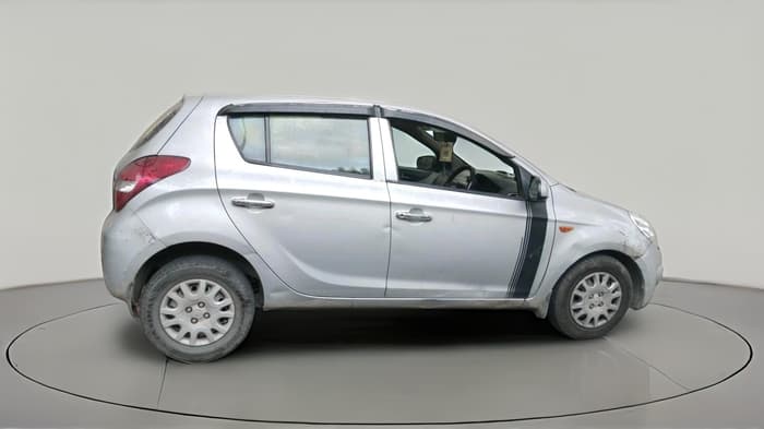 2011 Hyundai i20 MAGNA 1.2, CNG, Manual, 1,64,825 km, exterior