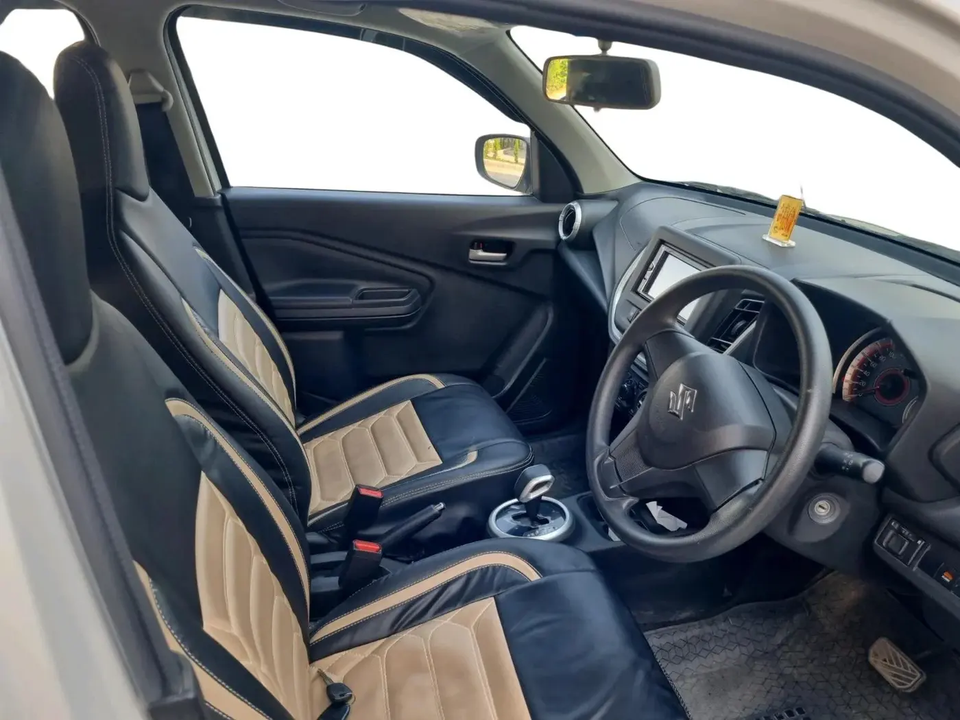 2022 Maruti Celerio VXI AMT, Petrol, Automatic, 13,178 km, interior