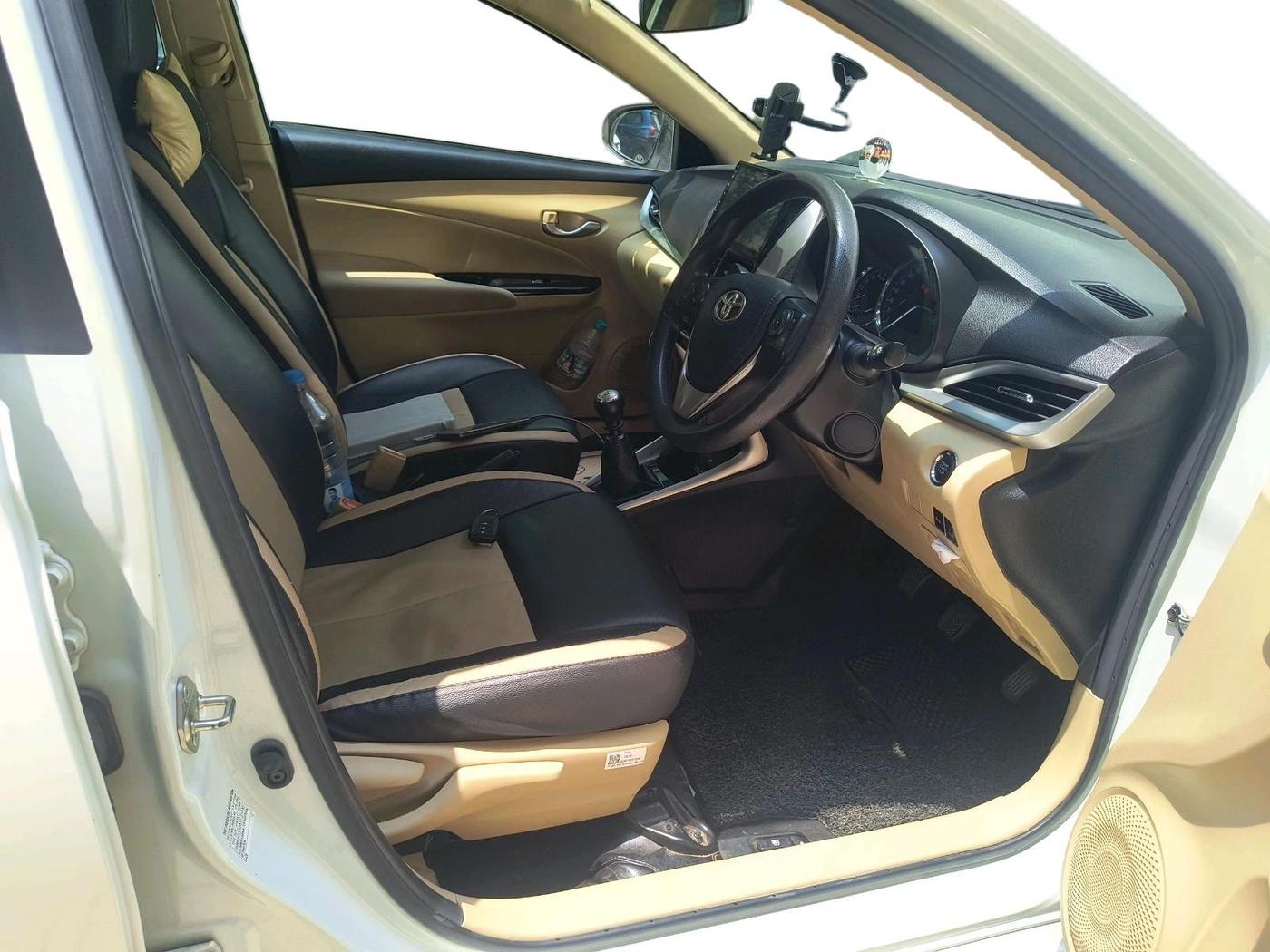 2020 Toyota YARIS G MT, Petrol, Manual, 43,666 km, interior