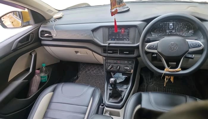 2022 Volkswagen TAIGUN COMFORTLINE 1.0 TSI MT, Petrol, Manual, 42,979 km, interior