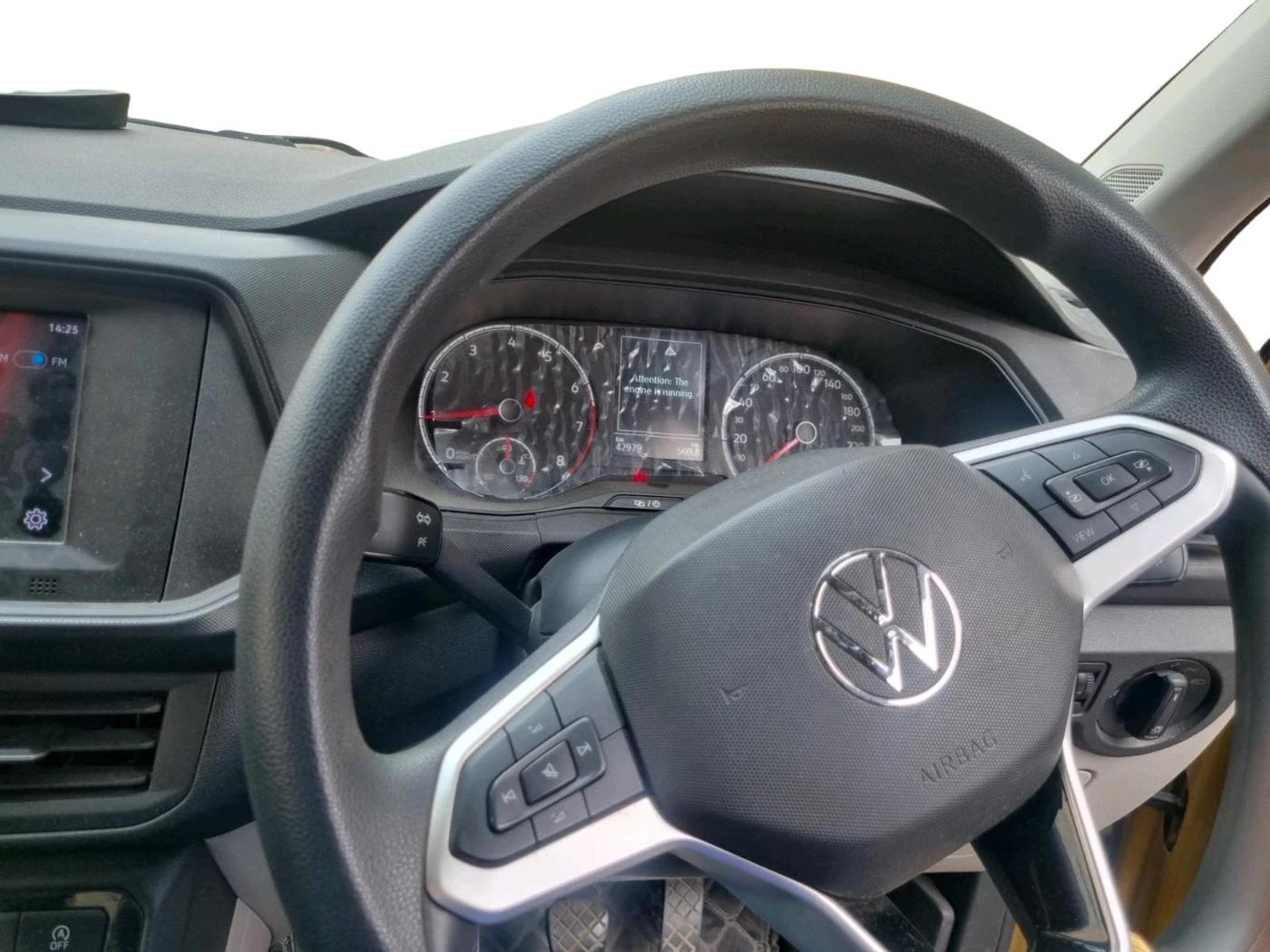 2022 Volkswagen TAIGUN COMFORTLINE 1.0 TSI MT, Petrol, Manual, 42,979 km, interior