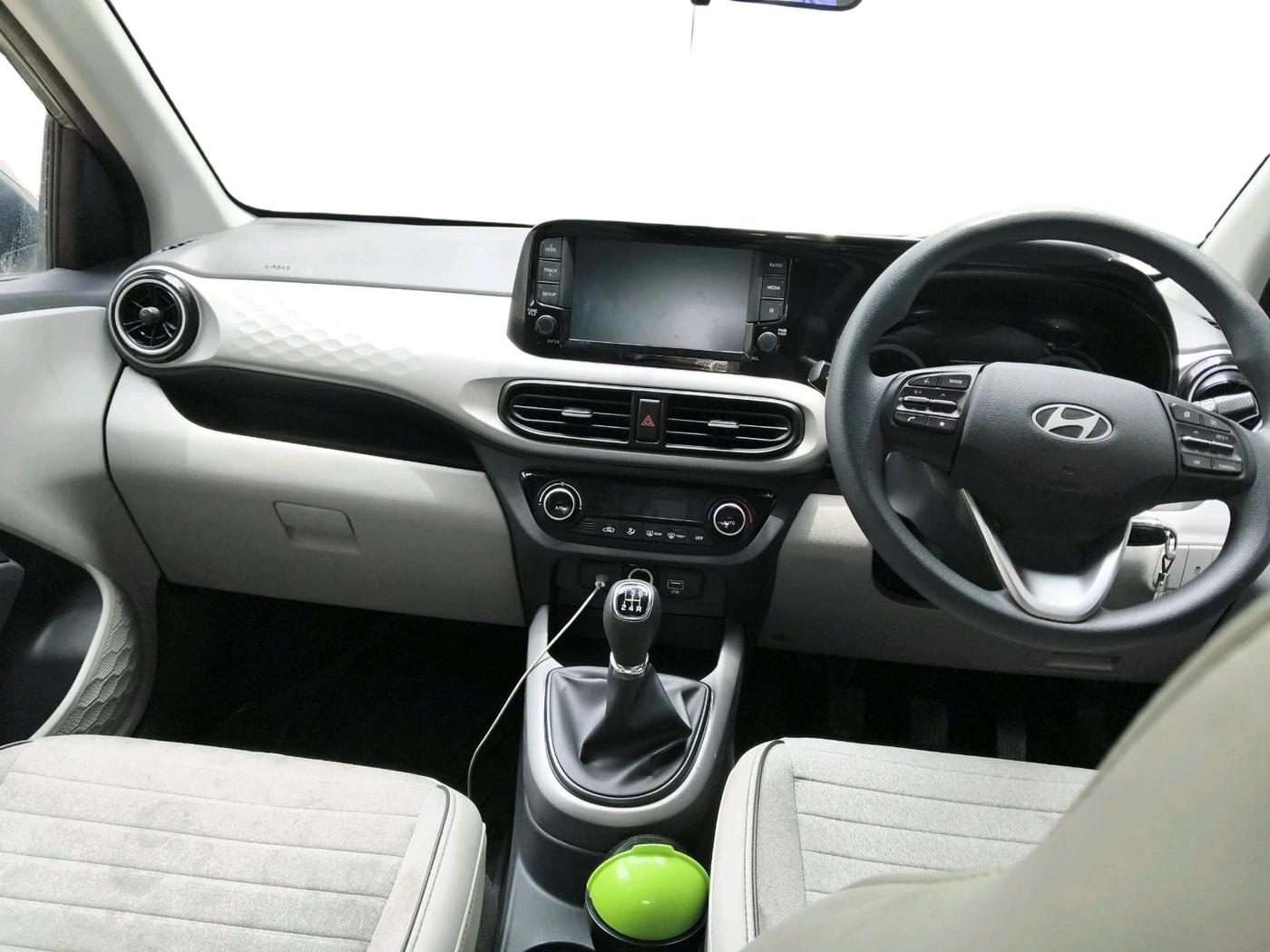 2024 Hyundai GRAND I10 NIOS SPORTZ 1.2 KAPPA VTVT, Petrol, Manual, 9,373 km, interior