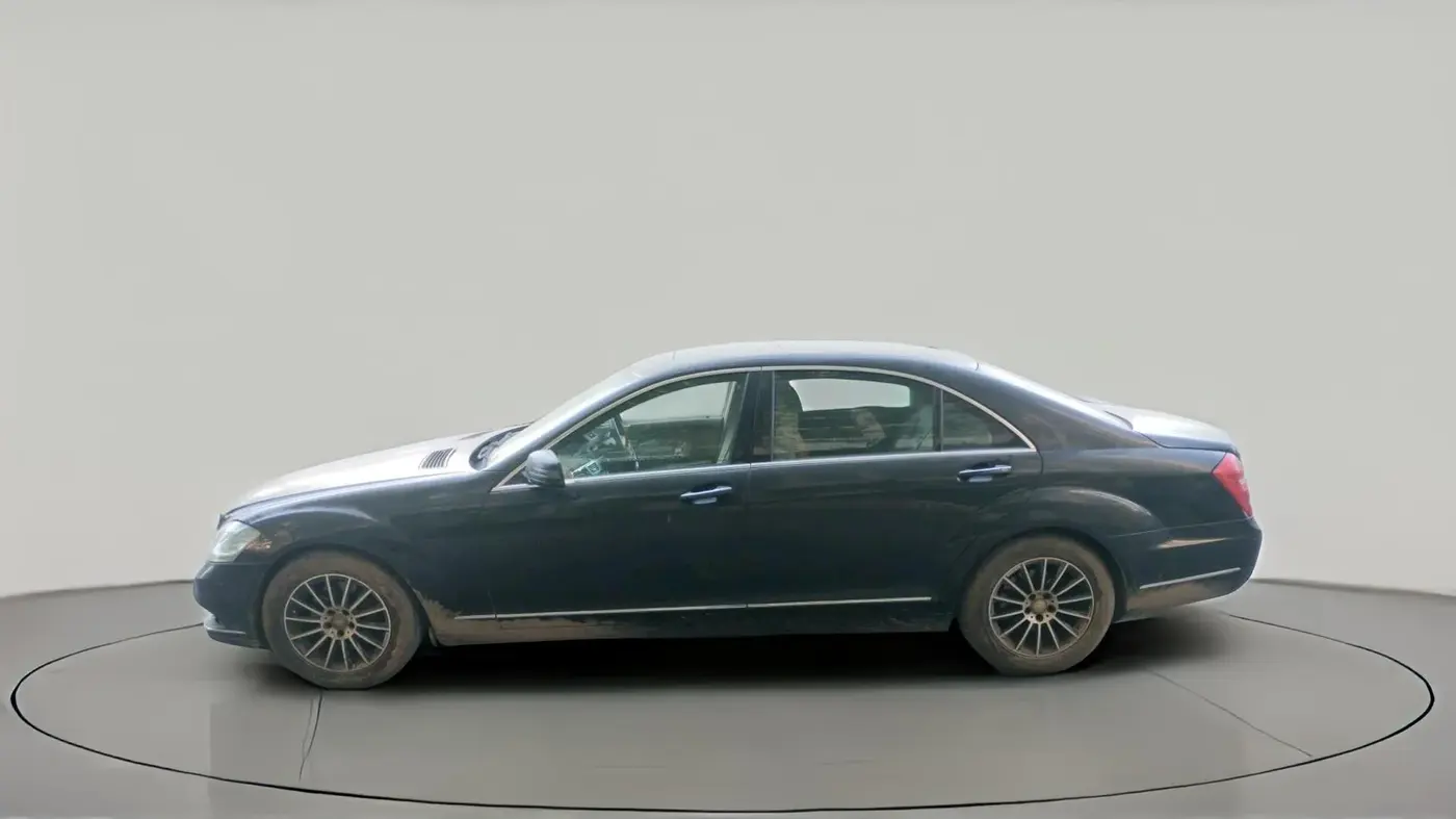 2012 Mercedes Benz S Class 500L, Petrol, Automatic, 79,917 km, exterior