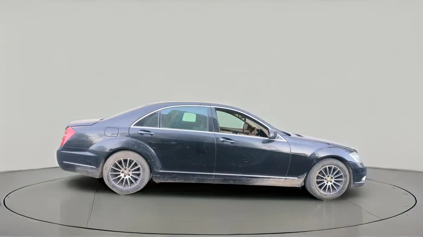 2012 Mercedes Benz S Class 500L, Petrol, Automatic, 79,917 km, exterior