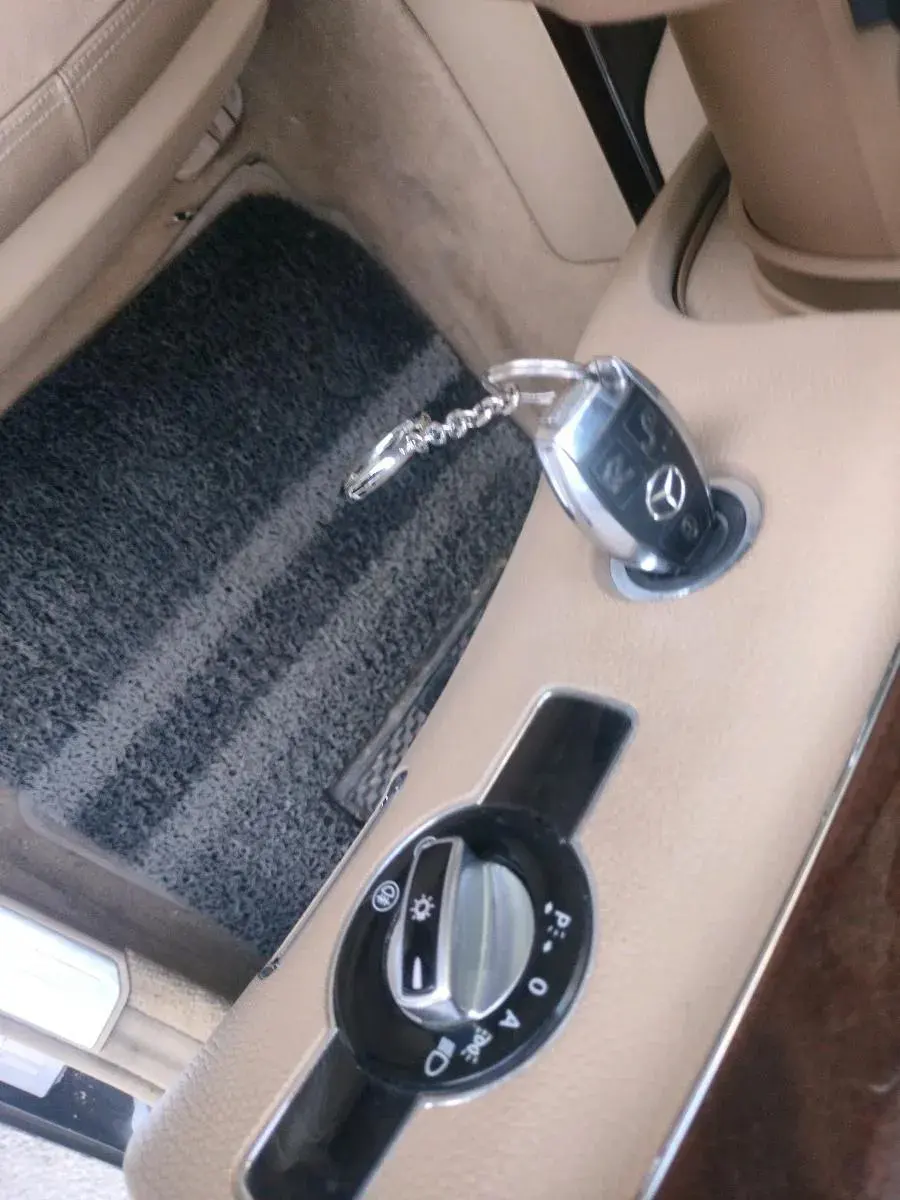 2012 Mercedes Benz S Class 500L, Petrol, Automatic, 79,917 km, interior
