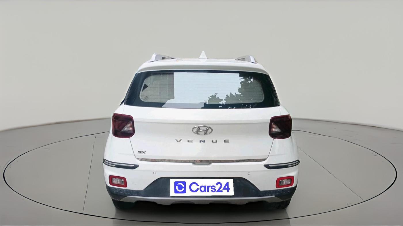 2020 Hyundai VENUE SX 1.5 CRDI, Diesel, Manual, 1,22,902 km, exterior