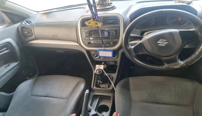 2017 Maruti Vitara Brezza VDI (O), Diesel, Manual, 1,82,162 km, interior