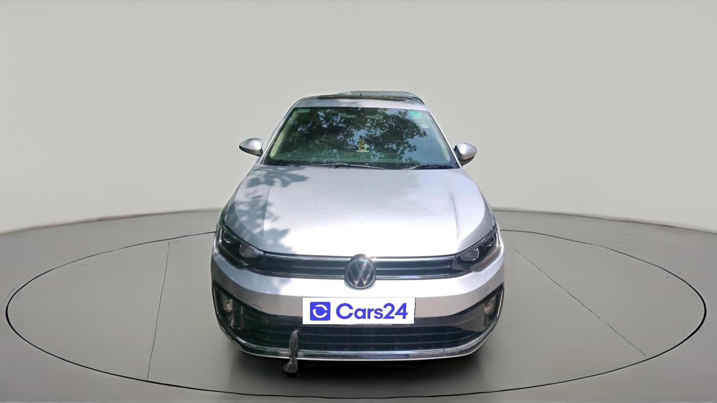 2025 Volkswagen VIRTUS TOPLINE TSI 1.0 MT, Petrol, Manual, 3,641 km, exterior