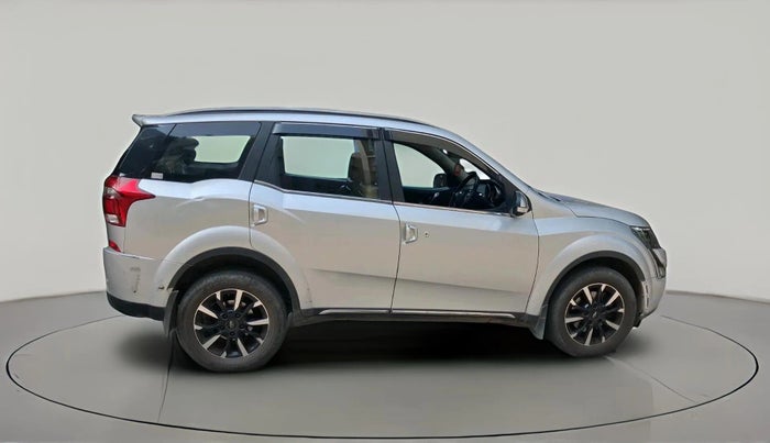 2020 Mahindra XUV500 W11 AT, Diesel, Automatic, 76,537 km, exterior
