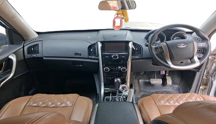 2020 Mahindra XUV500 W11 AT, Diesel, Automatic, 76,537 km, interior