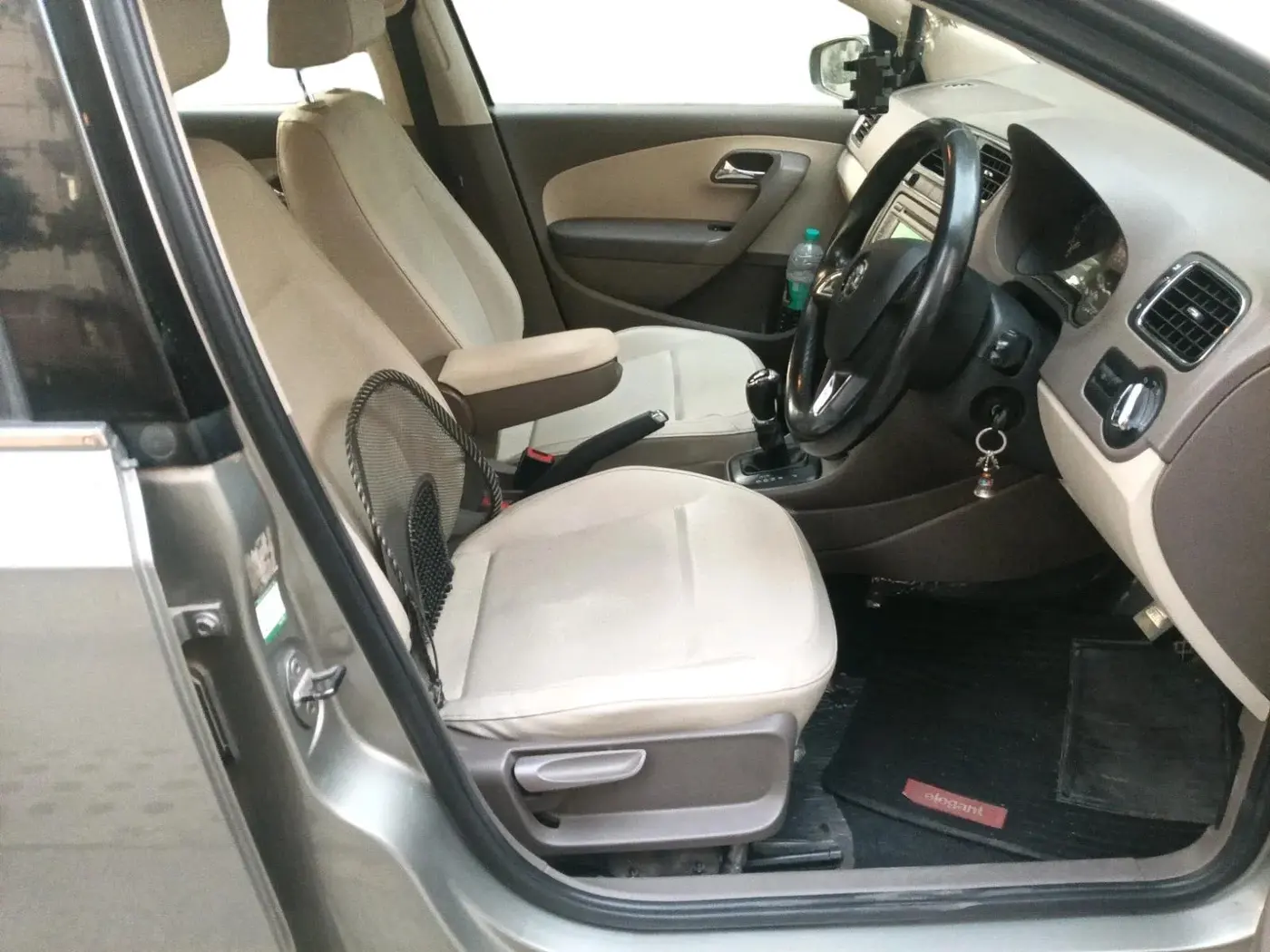 2016 Skoda Rapid 1.5 TDI CR ELEGANCE AT, Diesel, Automatic, 1,01,992 km, interior