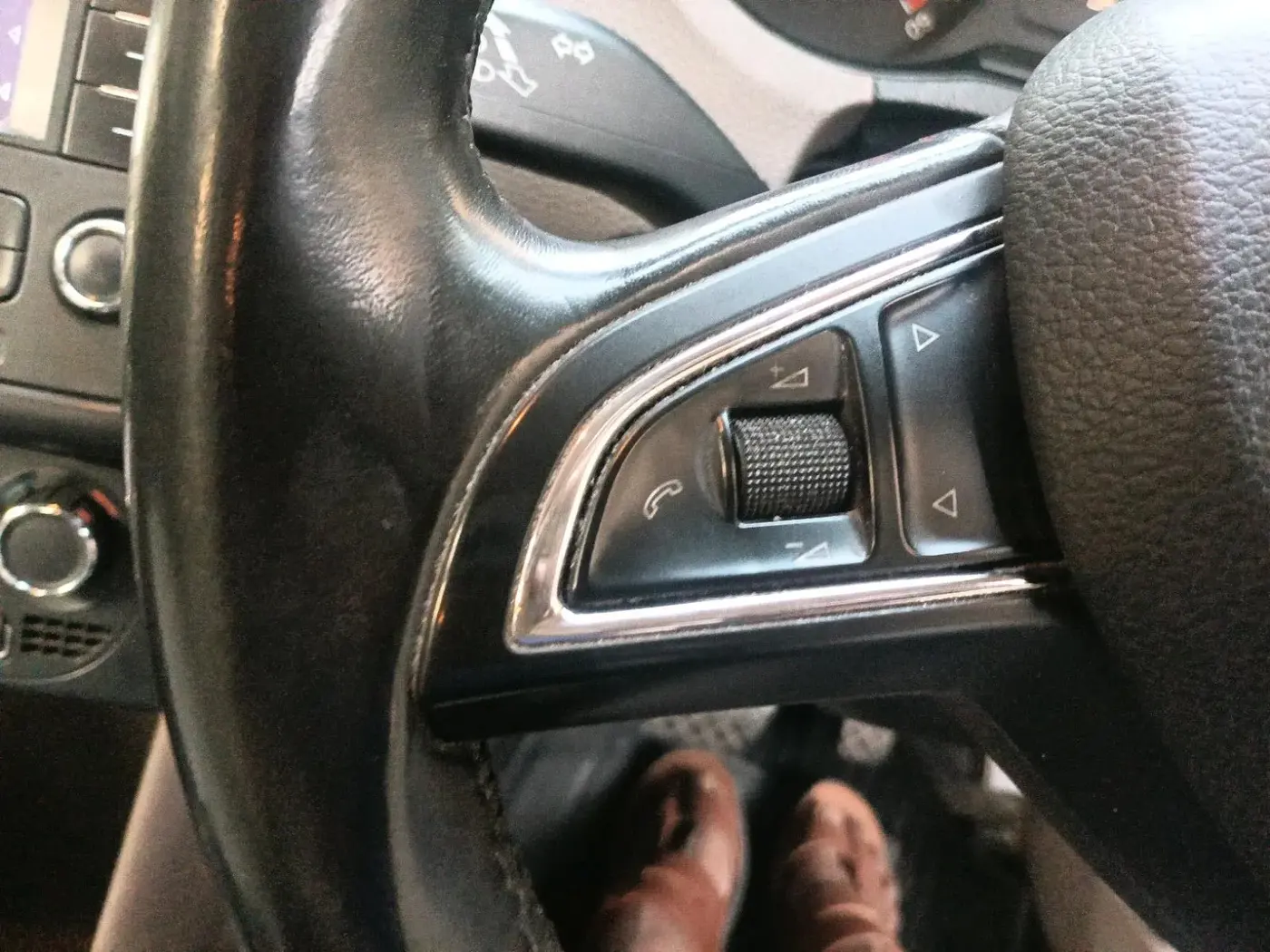 2016 Skoda Rapid 1.5 TDI CR ELEGANCE AT, Diesel, Automatic, 1,01,992 km, interior