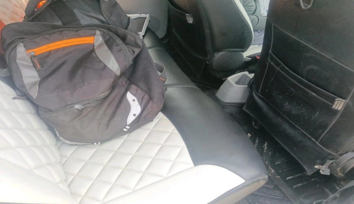 2022 Tata Tiago XT CNG, CNG, Manual, 1,75,109 km, interior