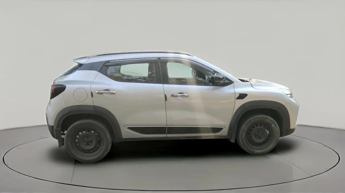 2022 Renault Kiger RXE MT, Petrol, Manual, 76,510 km, exterior