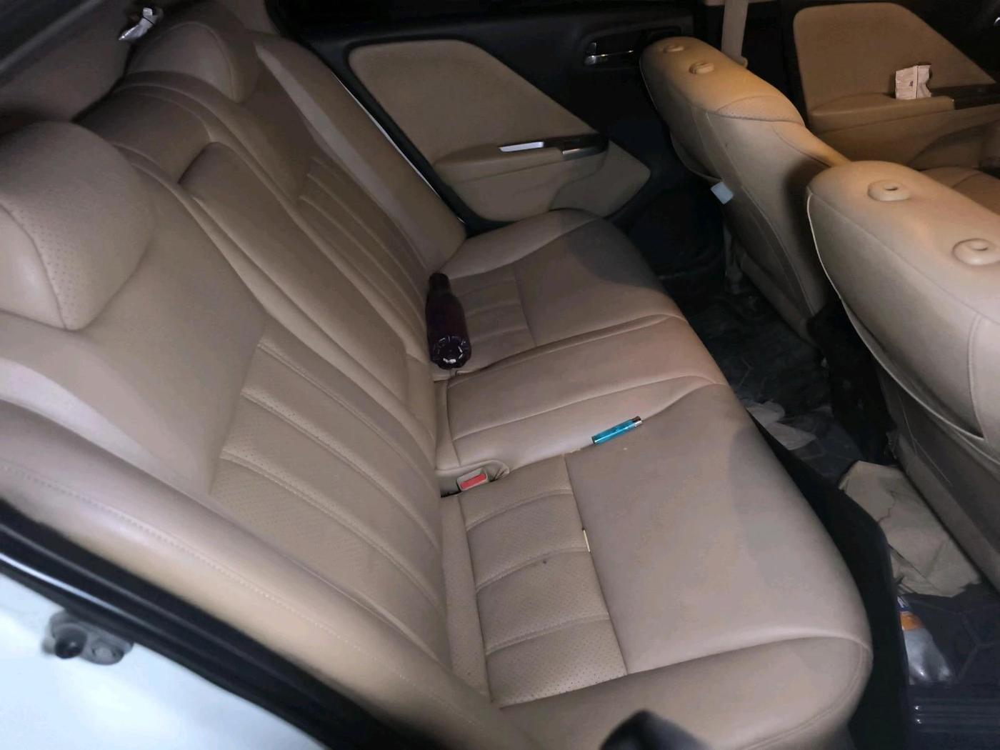 2015 Honda City 1.5L I-VTEC V MT, CNG, Manual, 83,890 km, interior
