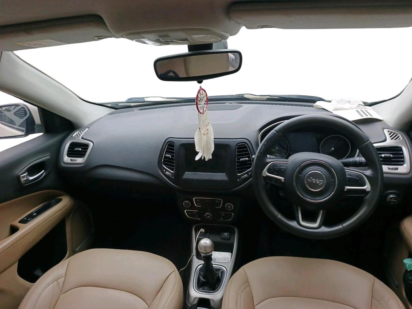2018 Jeep Compass LONGITUDE (O) 2.0 DIESEL, Diesel, Manual, 1,29,363 km, interior