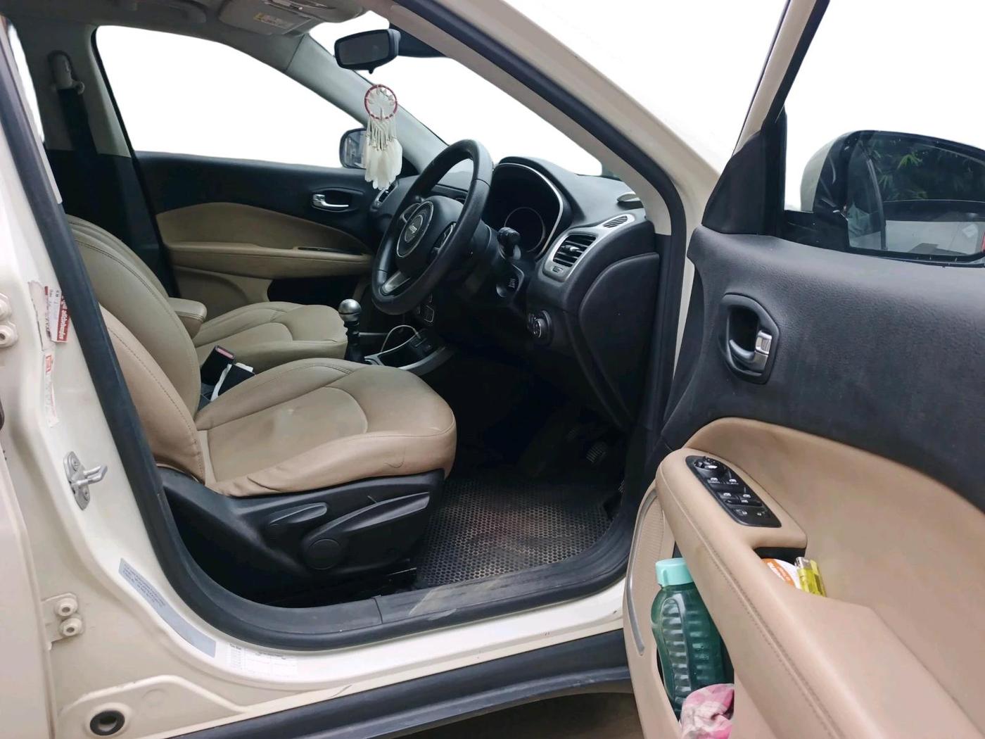 2018 Jeep Compass LONGITUDE (O) 2.0 DIESEL, Diesel, Manual, 1,29,363 km, interior