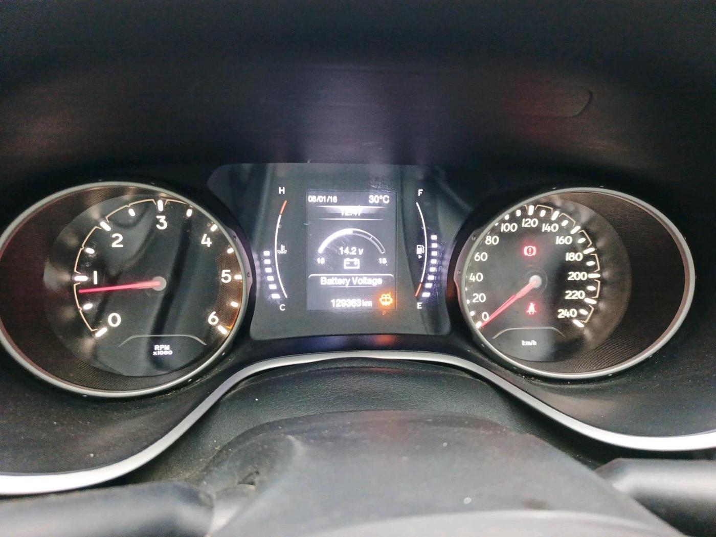2018 Jeep Compass LONGITUDE (O) 2.0 DIESEL, Diesel, Manual, 1,29,363 km, interior
