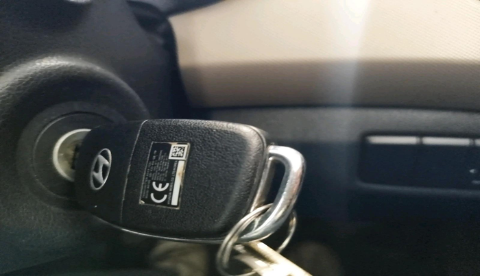 2016 Hyundai Creta S PLUS 1.4 DIESEL, Diesel, Manual, 1,74,021 km, interior