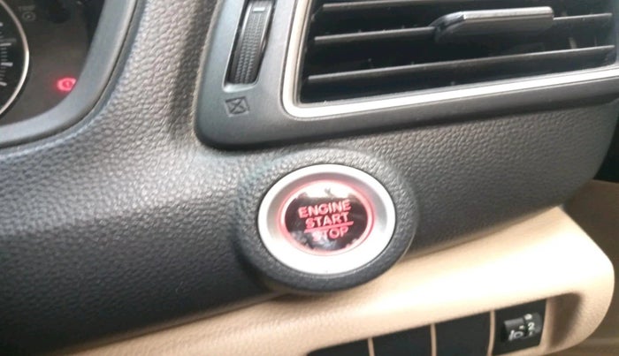 2018 Honda Amaze 1.5L I-DTEC V CVT, Diesel, Automatic, 54,507 km, interior