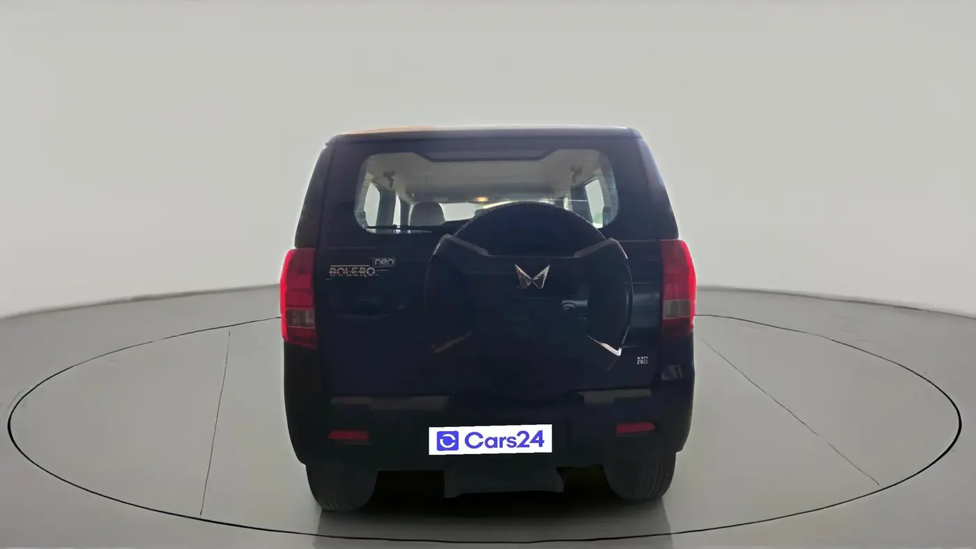 2024 Mahindra BOLERO NEO N 8, Diesel, Manual, 63,948 km, exterior