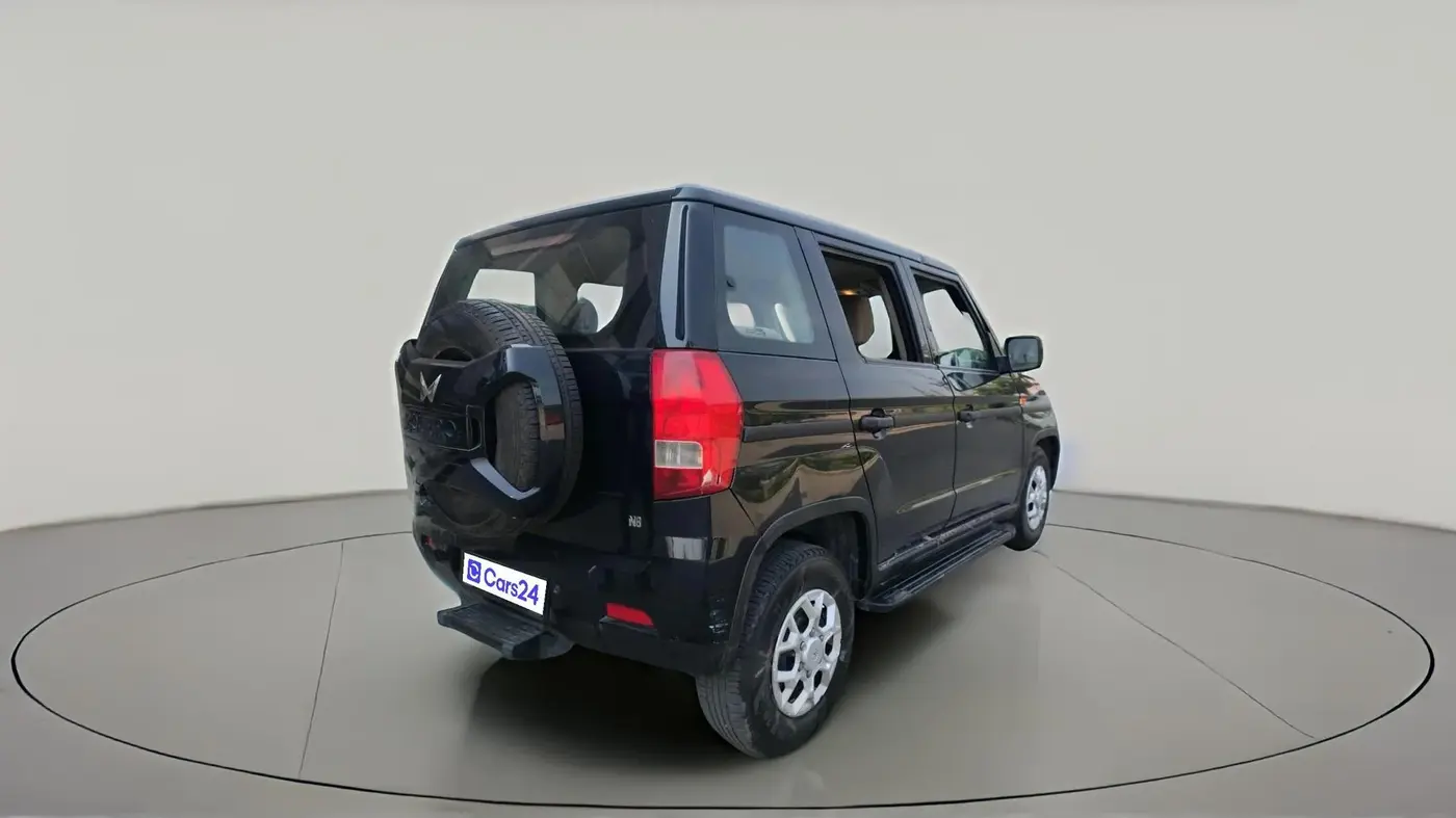 2024 Mahindra BOLERO NEO N 8, Diesel, Manual, 63,948 km, exterior