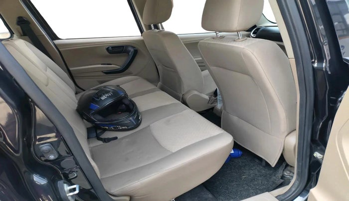 2024 Mahindra BOLERO NEO N 8, Diesel, Manual, 63,948 km, interior