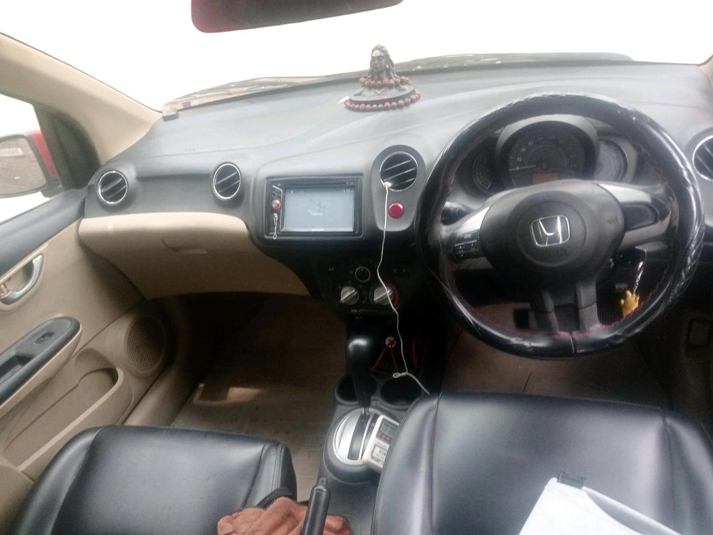 2014 Honda Brio VX AT, CNG, Automatic, 1,46,380 km, interior