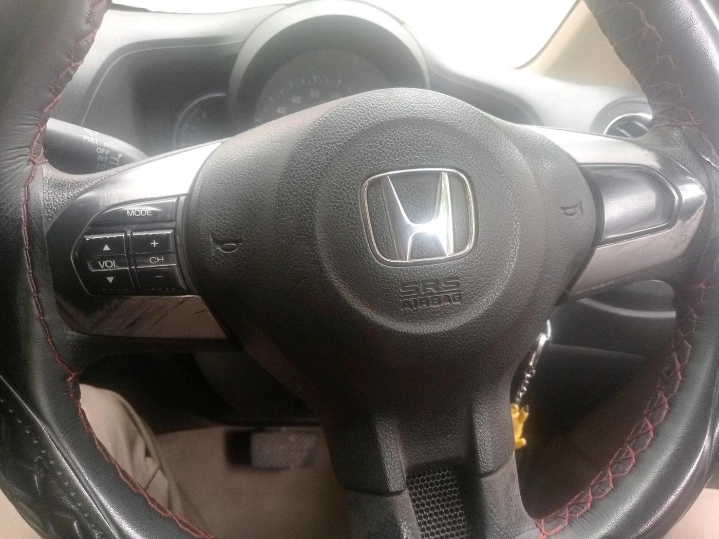 2014 Honda Brio VX AT, CNG, Automatic, 1,46,380 km, interior