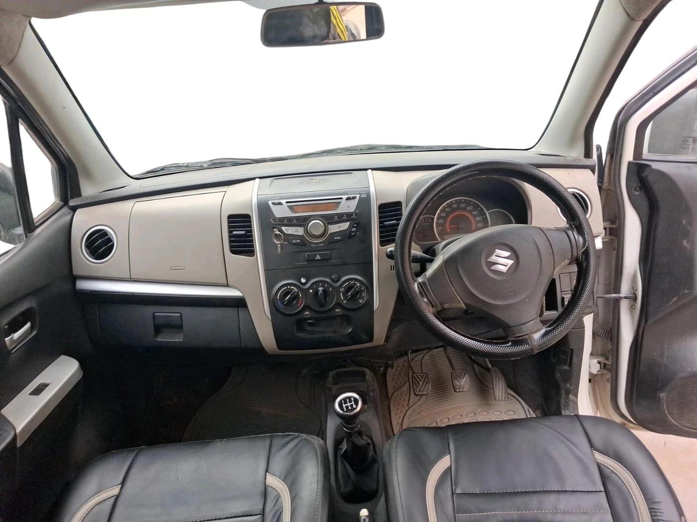 2016 Maruti Wagon R 1.0 VXI, CNG, Manual, 1,03,155 km, interior