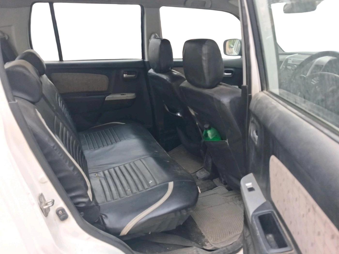 2016 Maruti Wagon R 1.0 VXI, CNG, Manual, 1,03,155 km, interior