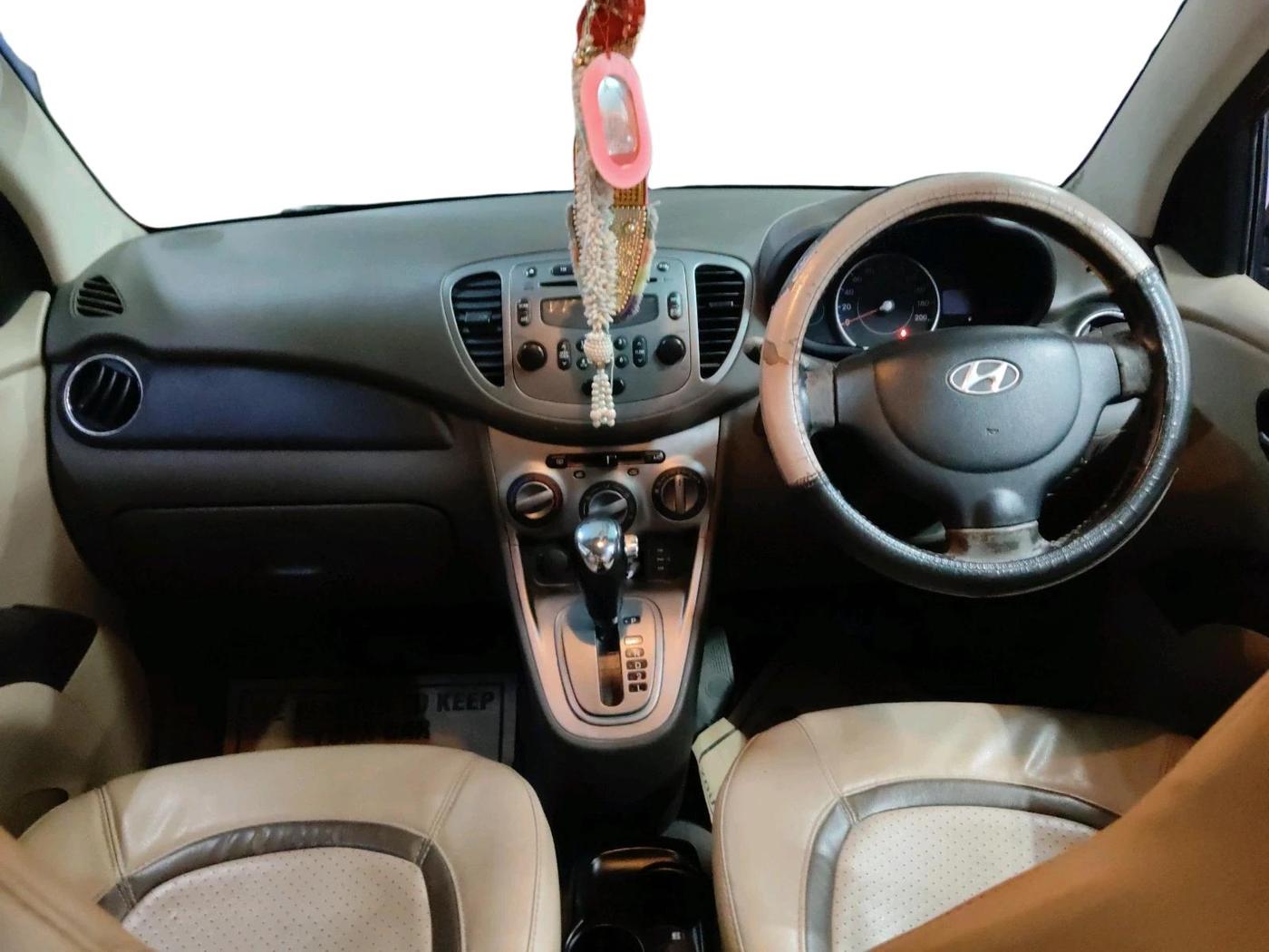 2011 Hyundai i10 SPORTZ 1.2 AT, Petrol, Automatic, 51,455 km, interior