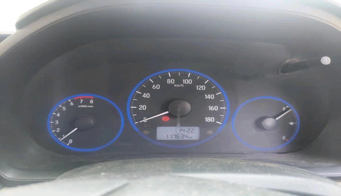 2016 Honda Amaze 1.2L I-VTEC S, Petrol, Manual, 1,17,634 km, interior