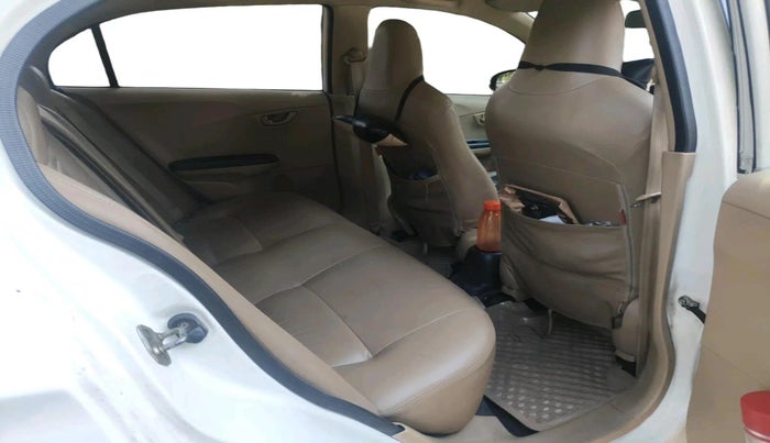 2016 Honda Amaze 1.2L I-VTEC S, Petrol, Manual, 1,17,634 km, interior