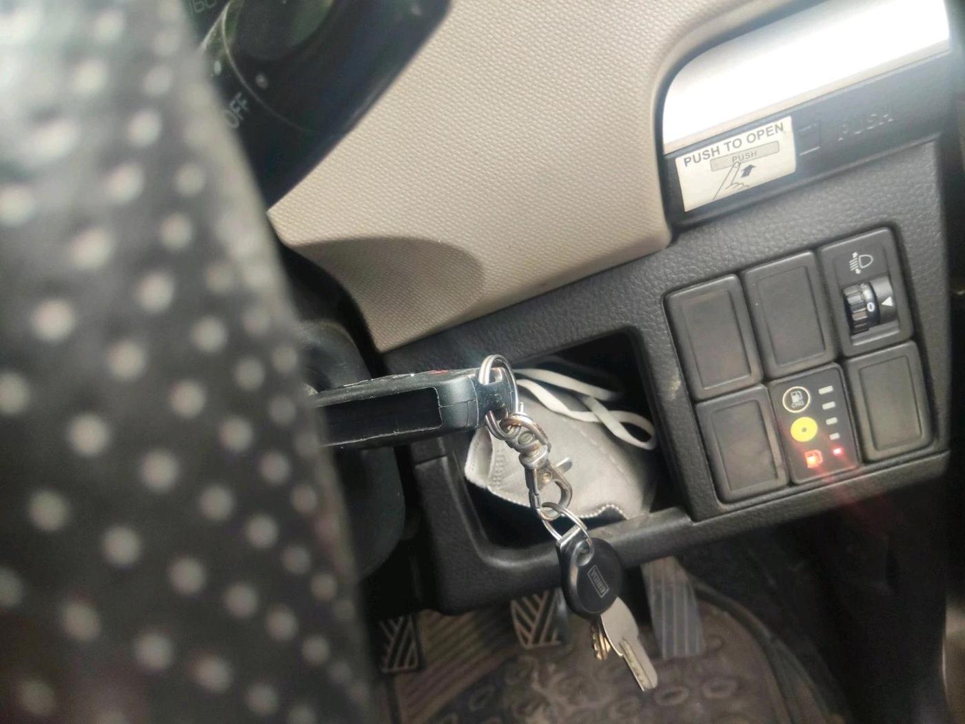 2013 Maruti Wagon R 1.0 LXI CNG, CNG, Manual, 1,72,952 km, interior