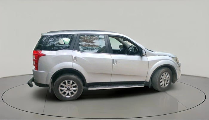 2016 Mahindra XUV500 W10, Diesel, Manual, 1,09,507 km, exterior