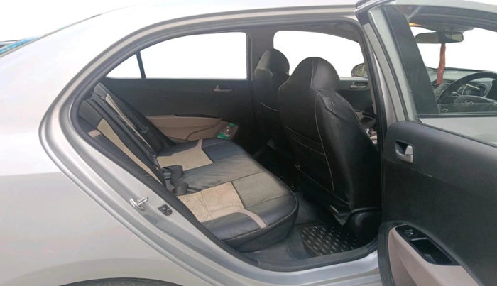 2015 Hyundai Xcent S 1.2, Petrol, Manual, 71,304 km, interior