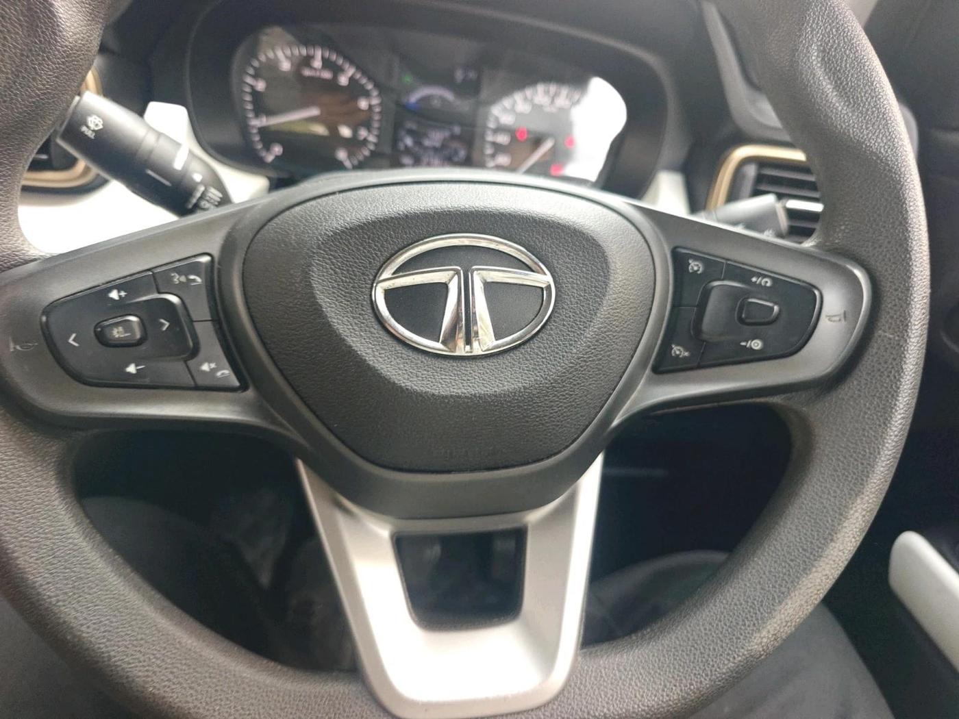 2022 Tata PUNCH ACCOMPLISHED MT, Petrol, Manual, 27,301 km, interior