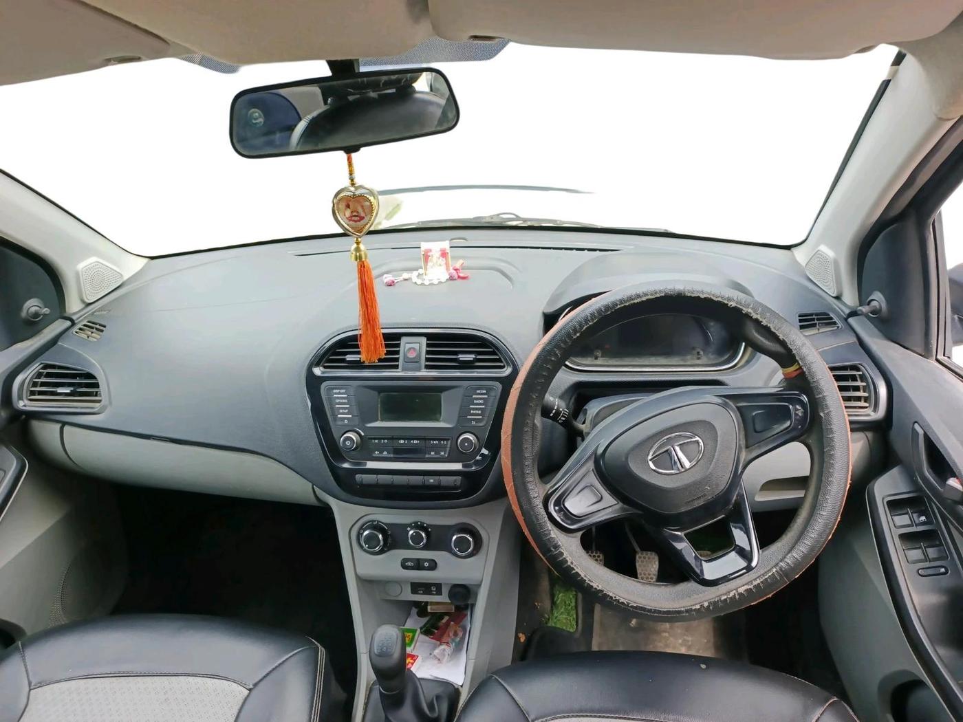 2023 Tata Tiago XM CNG, CNG, Manual, 56,880 km, interior