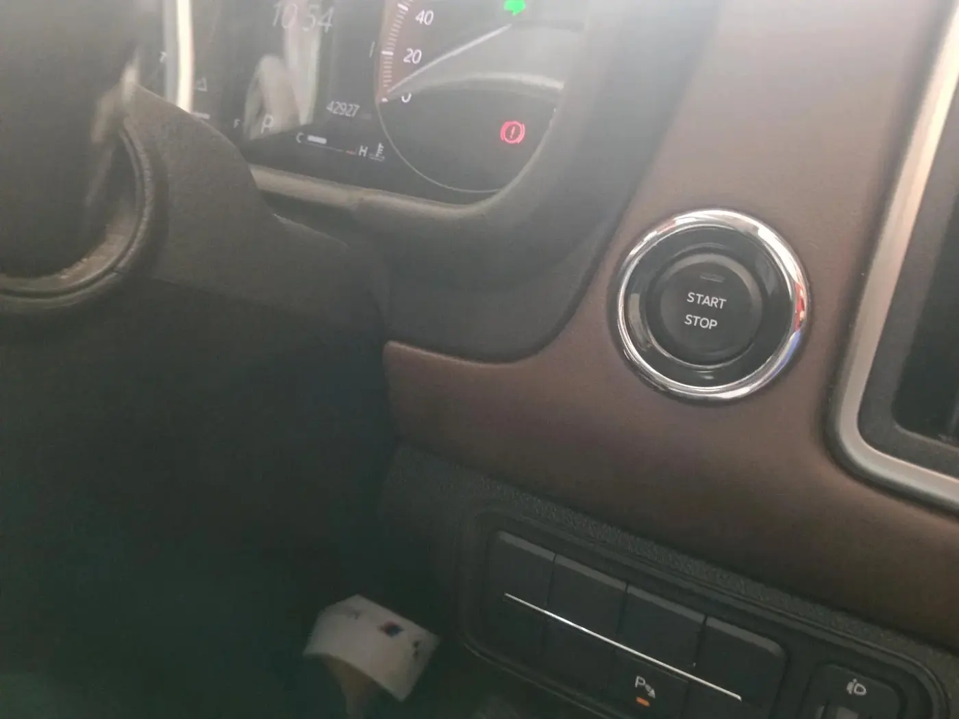 2023 Mahindra SCORPIO-N Z8 L DIESEL AT 4WD 7 STR, Diesel, Automatic, 42,927 km, interior