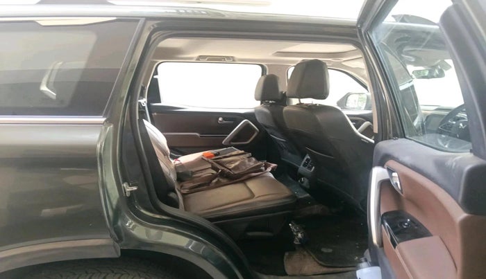 2023 Mahindra SCORPIO-N Z8 L DIESEL AT 4WD 7 STR, Diesel, Automatic, 42,927 km, interior